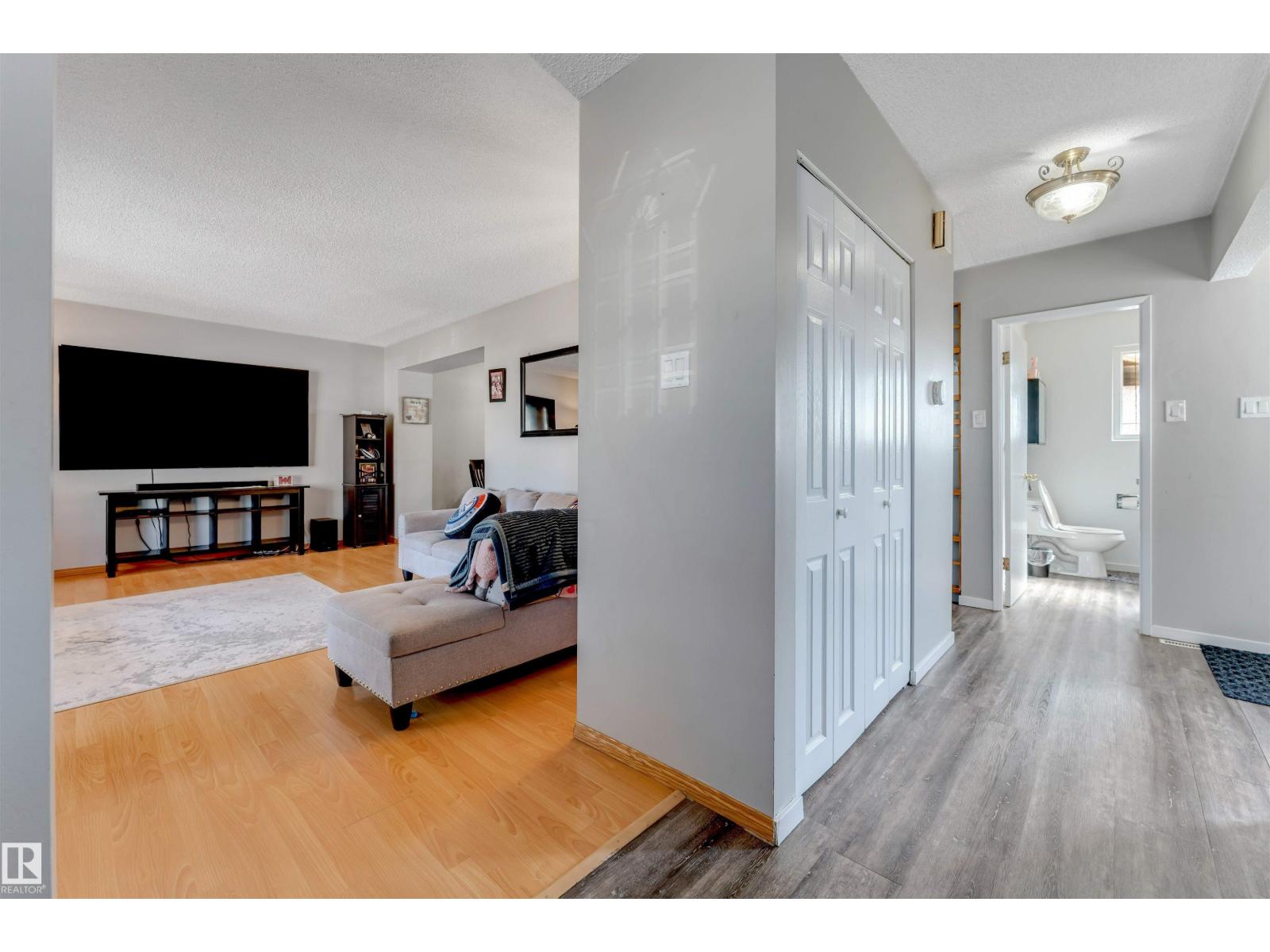 Additional image 6 of 9217 168 Street NW, Edmonton, AB, T5R2V8