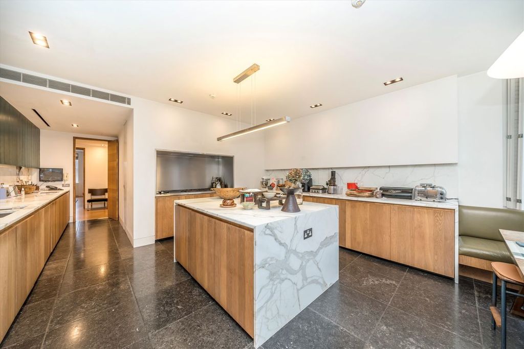 Additional image 8 of 5 bed flat for saleGrosvenor Square, London W1K