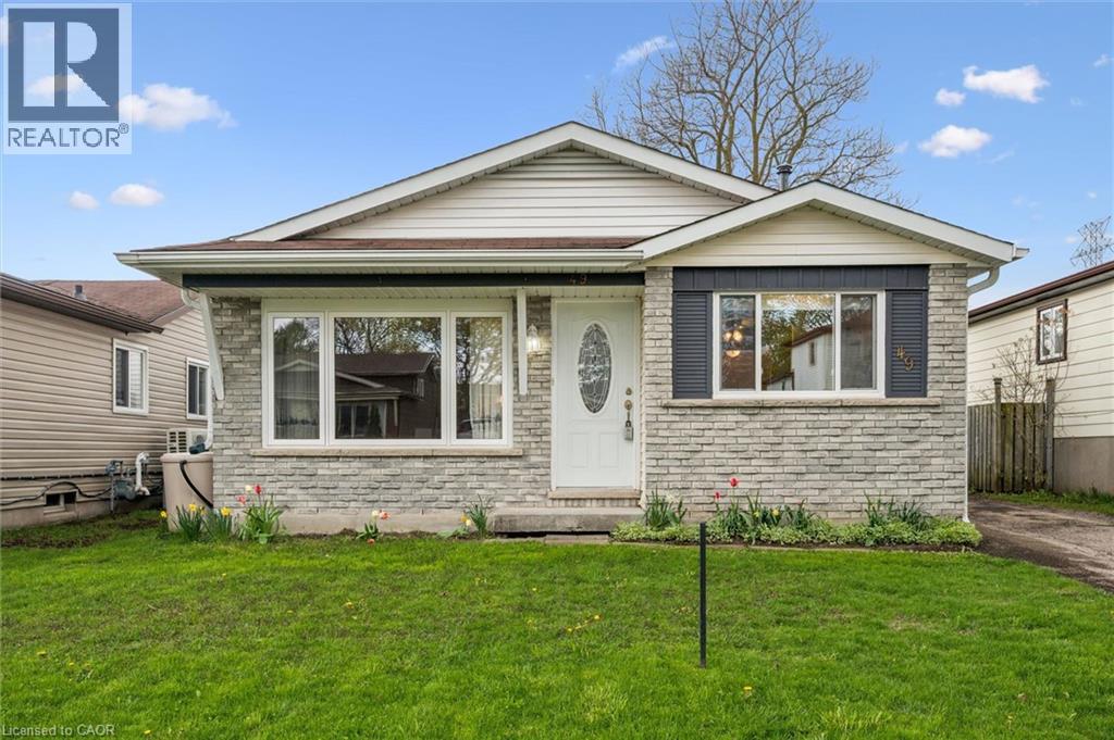 49 Broken Oak Crescent, Kitchener, ON, N2N 1N8