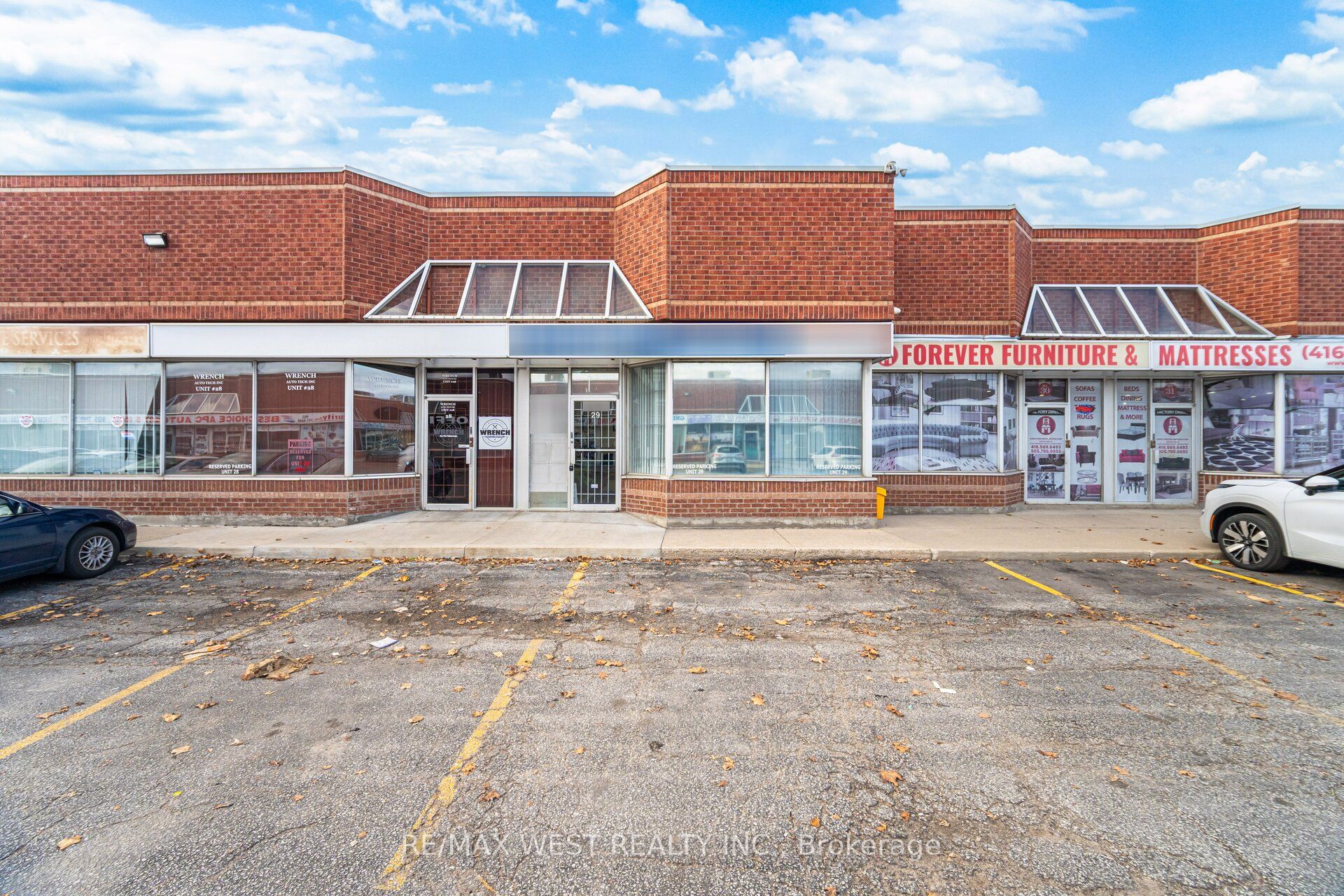 29-2565 Steeles Avenue E, Brampton, ON, L6T 4L6