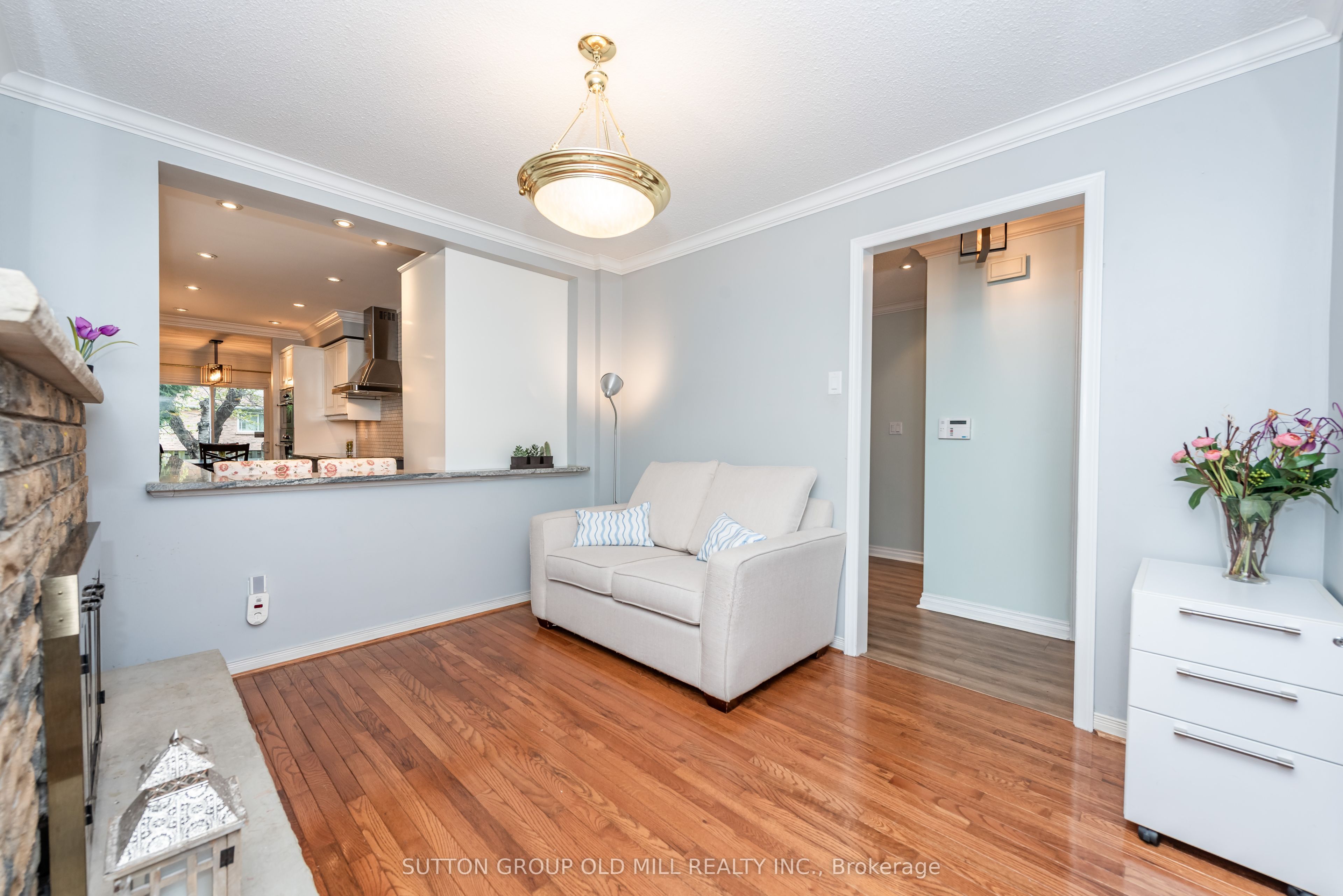 Additional image 6 of 1603 Dewberry Crescent, Mississauga, ON, L4W 3B6