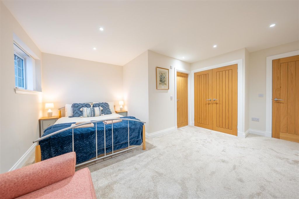 Additional image 13 of 2 bed flat for saleKing Street, Crieff PH7