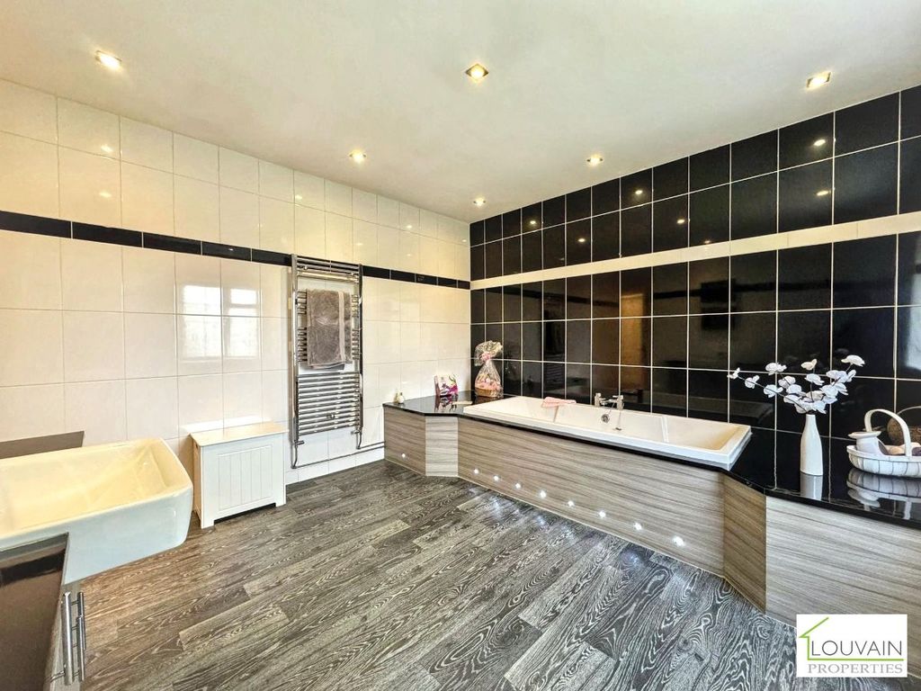 Additional image 18 of 4 bed bungalow for saleRose Farm Bungalows, Merthyr Road, Tredegar NP22