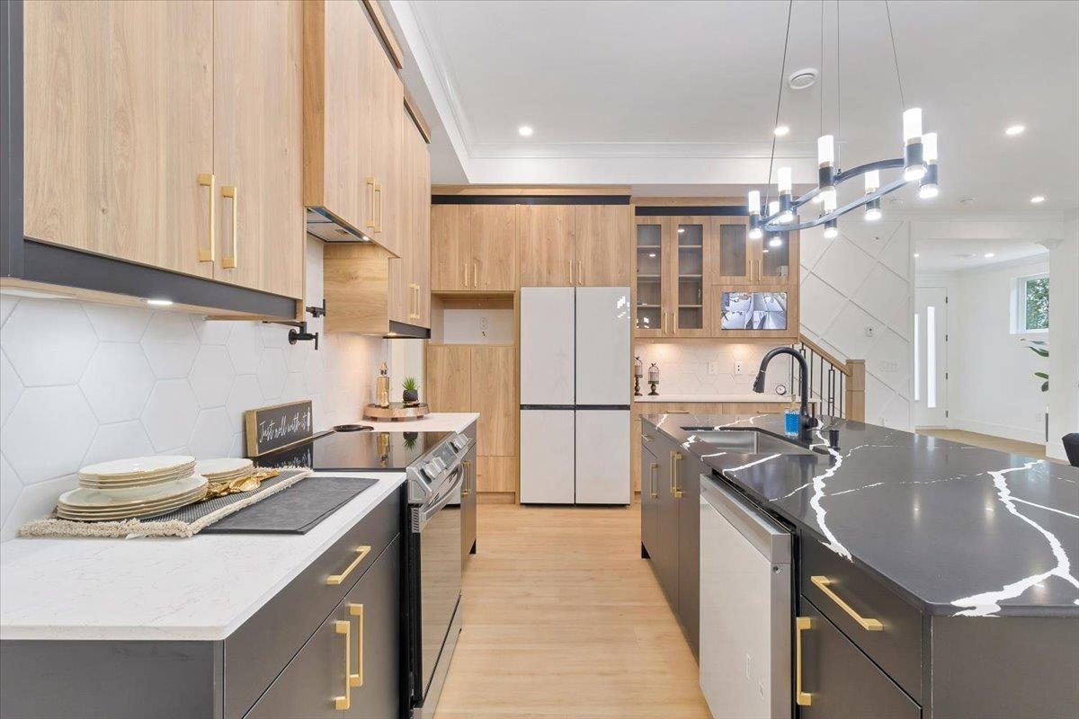 Additional image 3 of 26514 29 Avenue, Langley, BC, V4W 3A9