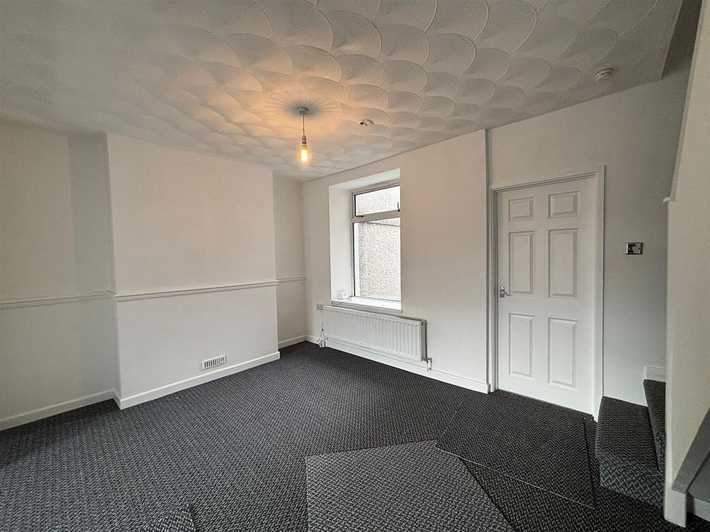 Additional image 7 of 3 bed property to rentBrynonen Terrace, Penydarren, Merthyr Tydfil CF47