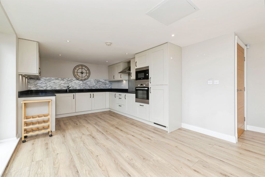 Additional image 3 of 4 bed penthouse for saleFleet Avenue, Hartlepool TS24