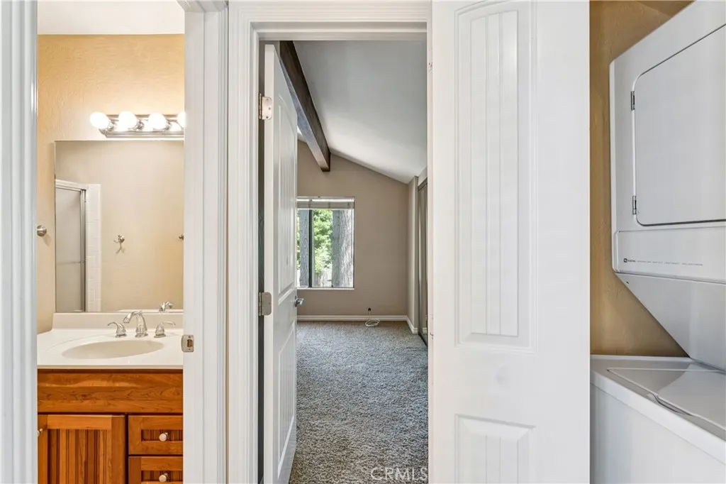 Additional image 18 of 27821 Peninsula Dr N Unit 315, Lake Arrowhead, CA 92352