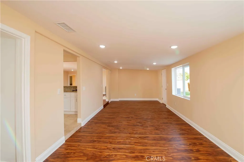 Additional image 24 of 22336 Saticoy St, Canoga Park, CA 91303