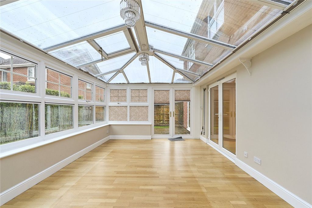 Additional image 22 of 4 bed detached house to rentSaint Andrews Gardens, Cobham, Surrey KT11