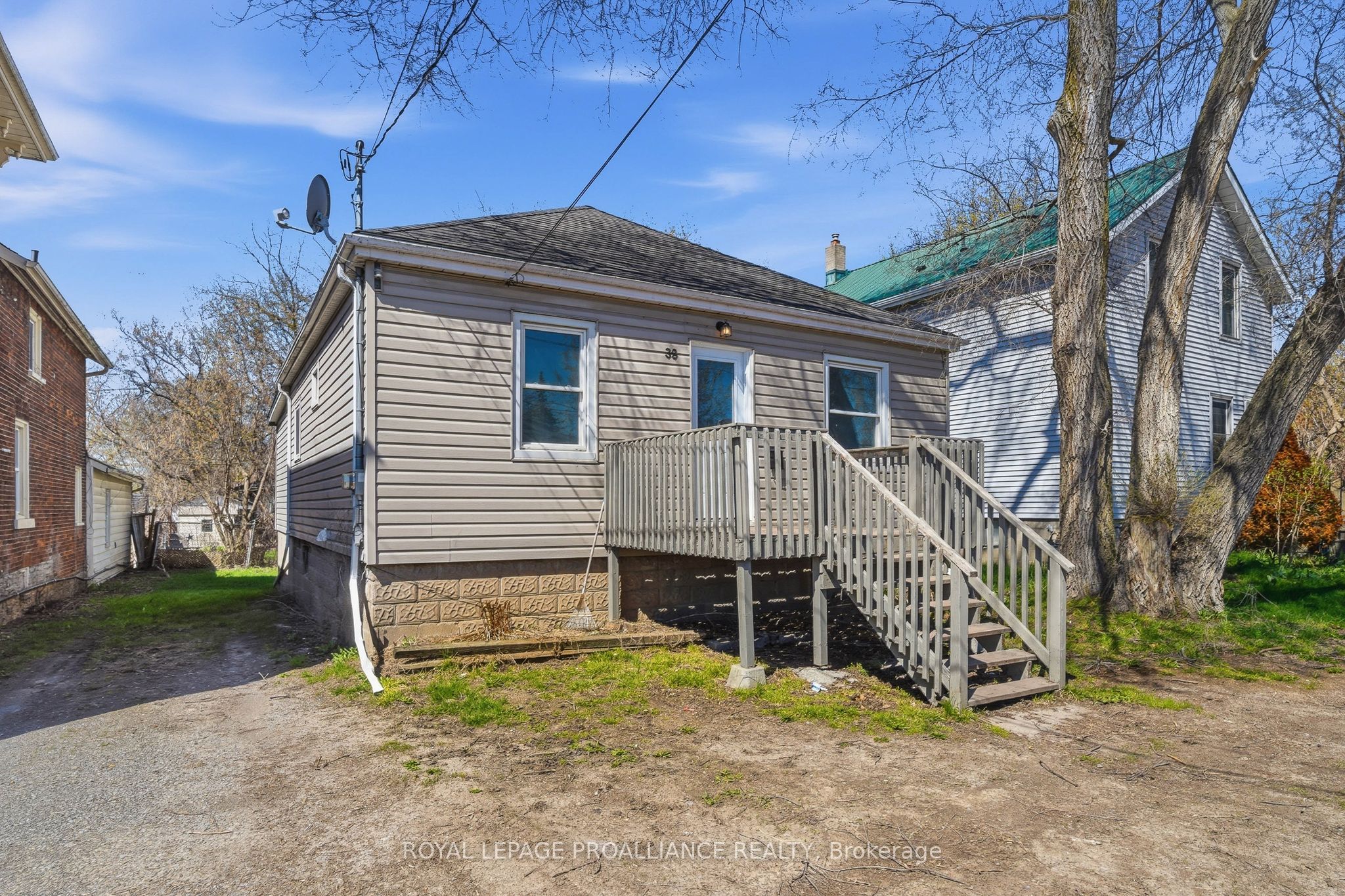 Additional image 2 of 38 Oak Street, Belleville, ON, K8N 3S8