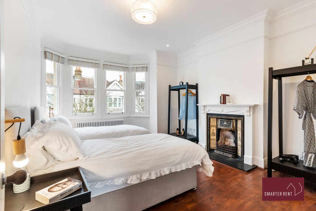 Additional image 18 of 3 bed flat to rentBurlington Avenue, Kew TW9