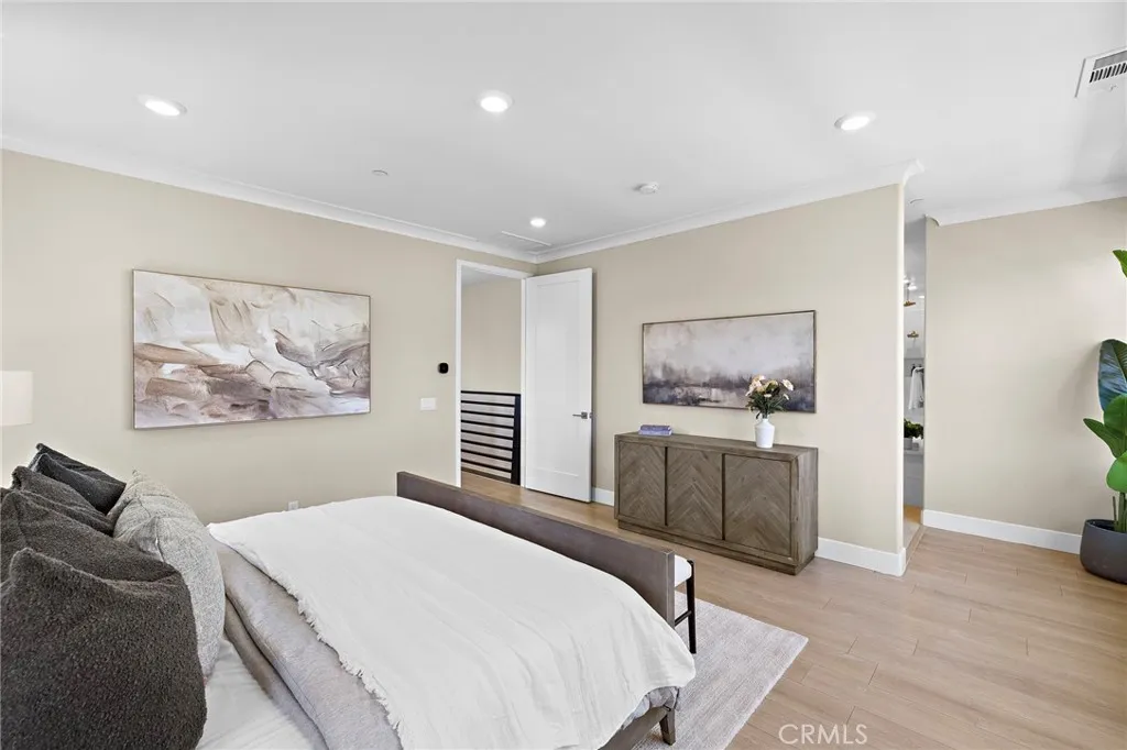 Additional image 131 of 77 Pelican Ln, Irvine, CA 92618