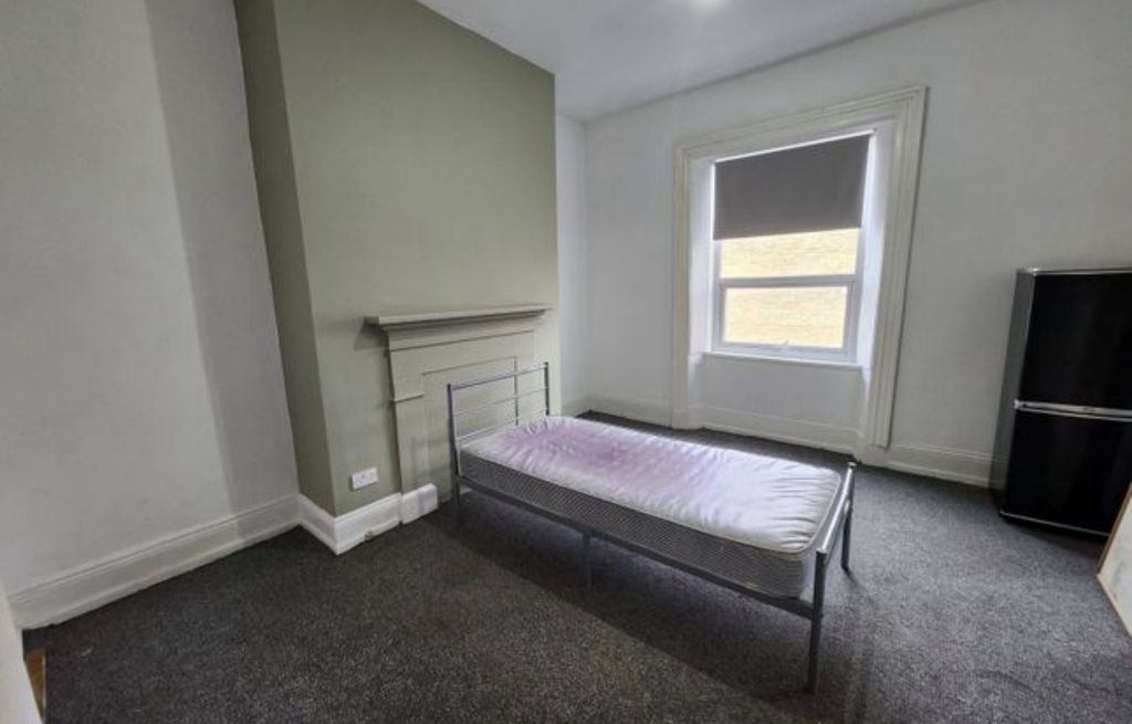 Additional image 8 of 13 bed shared accommodation to rentLittle Horton Lane, Bradford BD5