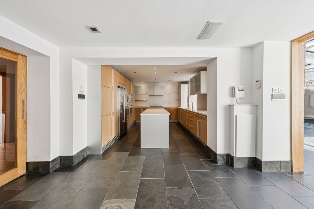 Additional image 10 of 6 bed town house for saleWestbourne Gardens, Dowanhill, Glasgow G12