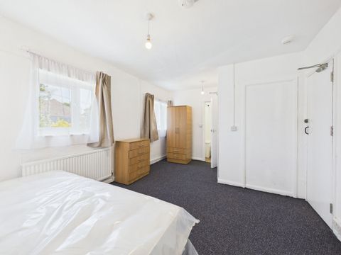 Flat 6, East Oxford &amp; Rose Hill OX4, Room to rent