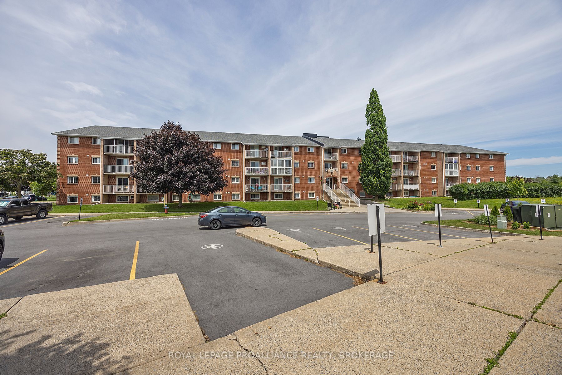 Additional image 3 of 201-580 Armstrong Road, Kingston, ON, K7M 8M3
