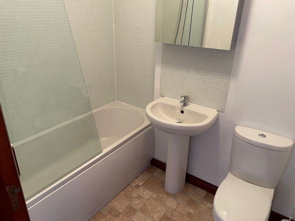 Additional image 5 of 2 bed flat to rentRobertson Road, Cupar KY15