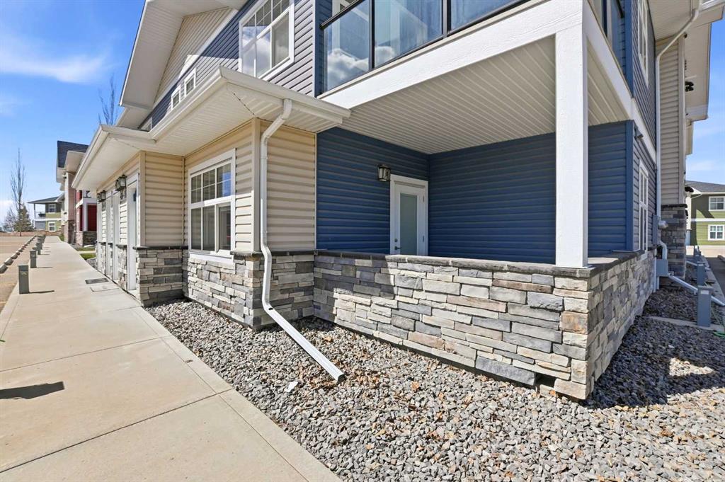 Additional image 5 of H4-5300 Vista Trail, Blackfalds, AB, T4M 0L8