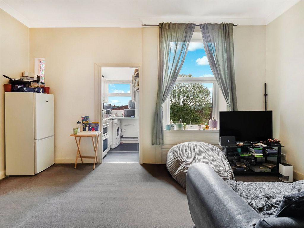 Additional image 2 of 2 bed flat for saleHigh Glencairn Street, Kilmarnock, East Ayrshire KA1