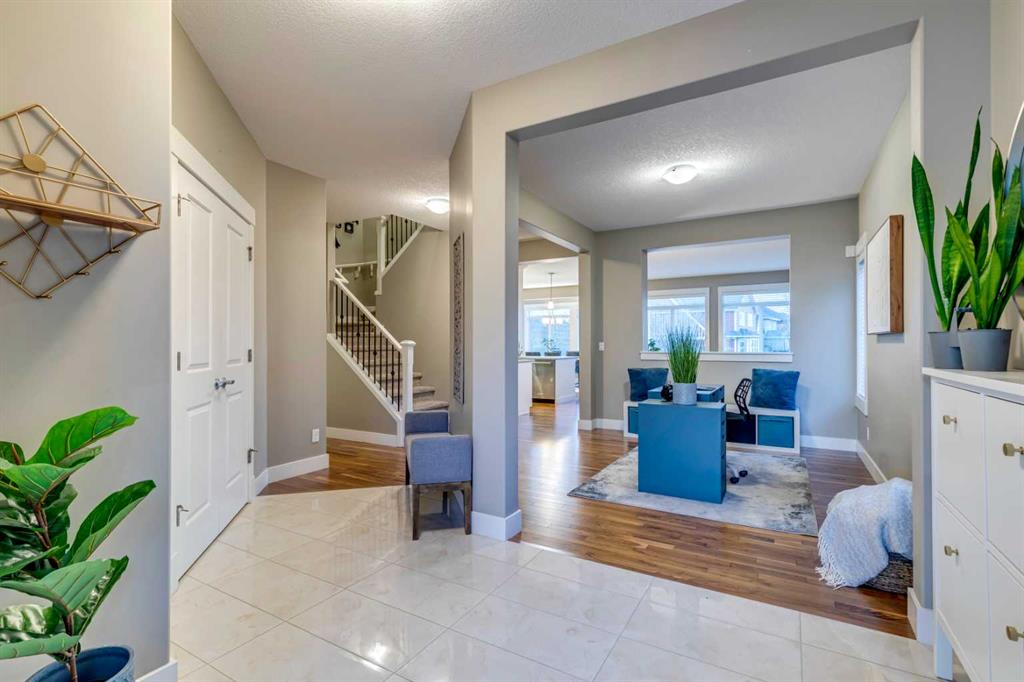 Additional image 5 of 490 Mahogany Manor SE, Calgary, AB, T3M 1V7