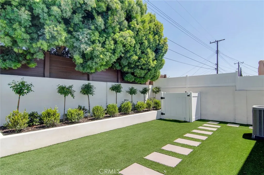 Additional image 44 of 2543 E Locust Ave, Orange, CA 92867