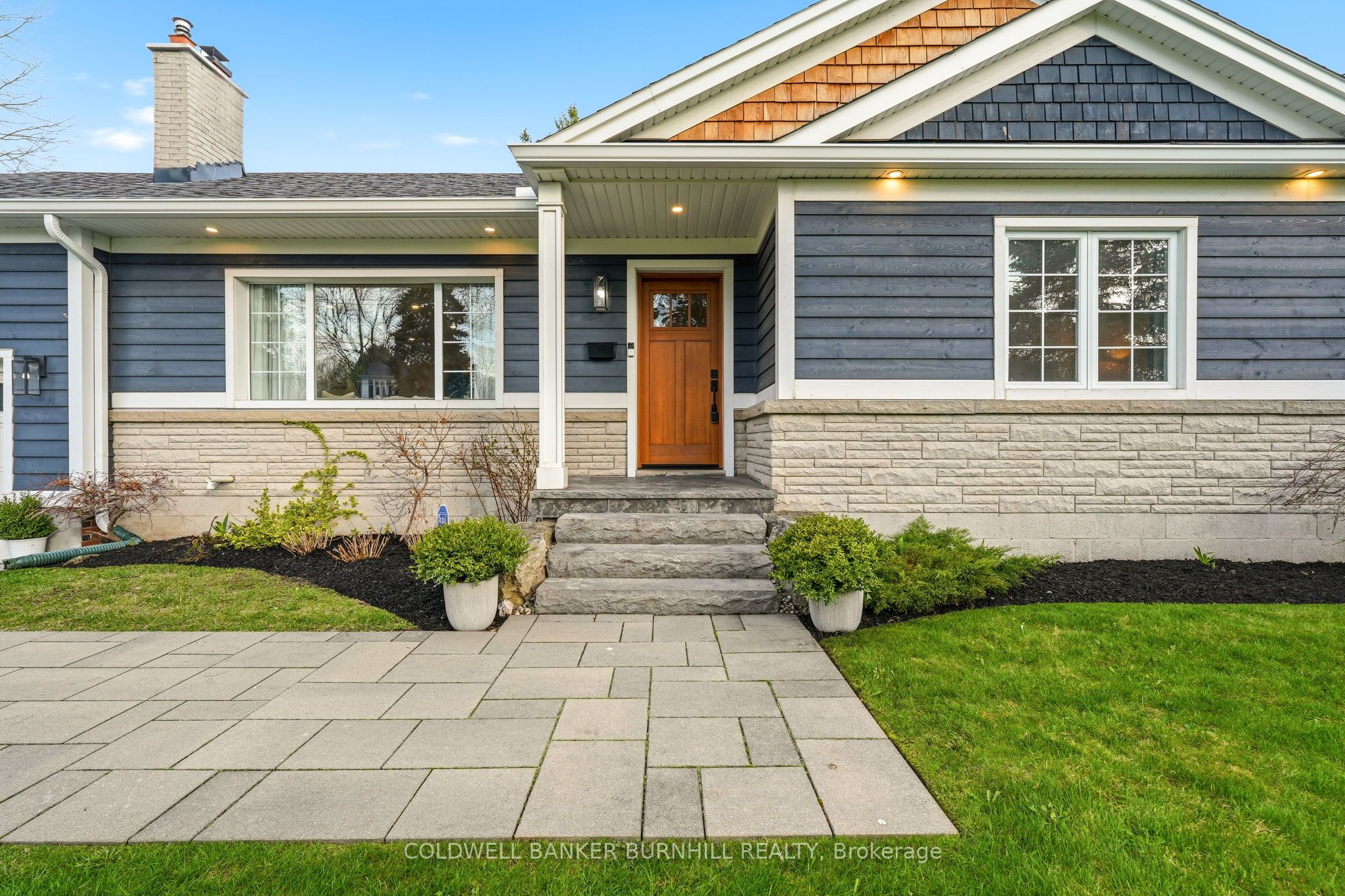 Additional image 3 of 2223 Deyncourt Drive, Burlington, ON, L7R 1W2
