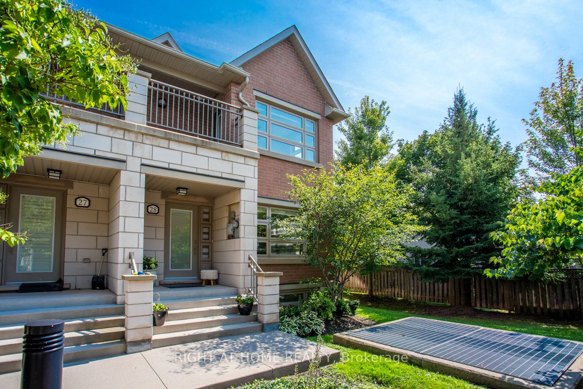 28-2460 Prince Michael Drive, Oakville, ON, L6H 0G8