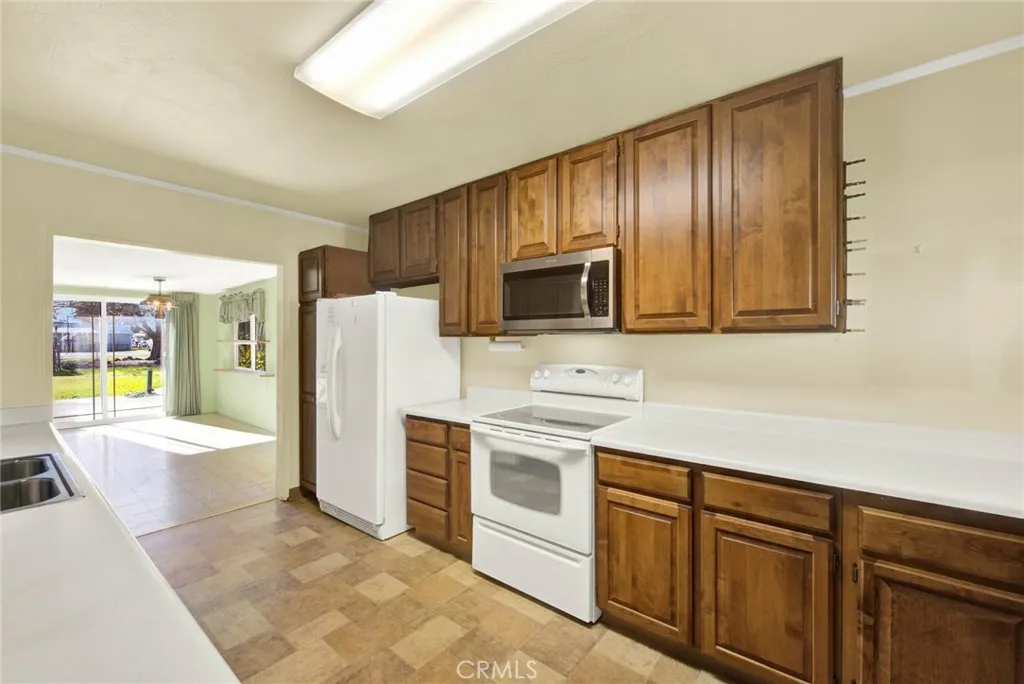 Additional image 44 of 7918 Hwy 99 E, Los Molinos, CA 96055