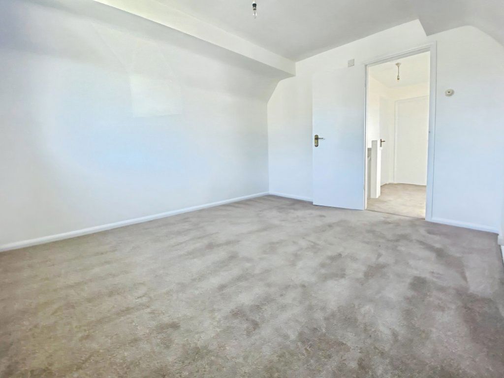Additional image 6 of 4 bed property to rentMeadow Close, Coychurch CF35