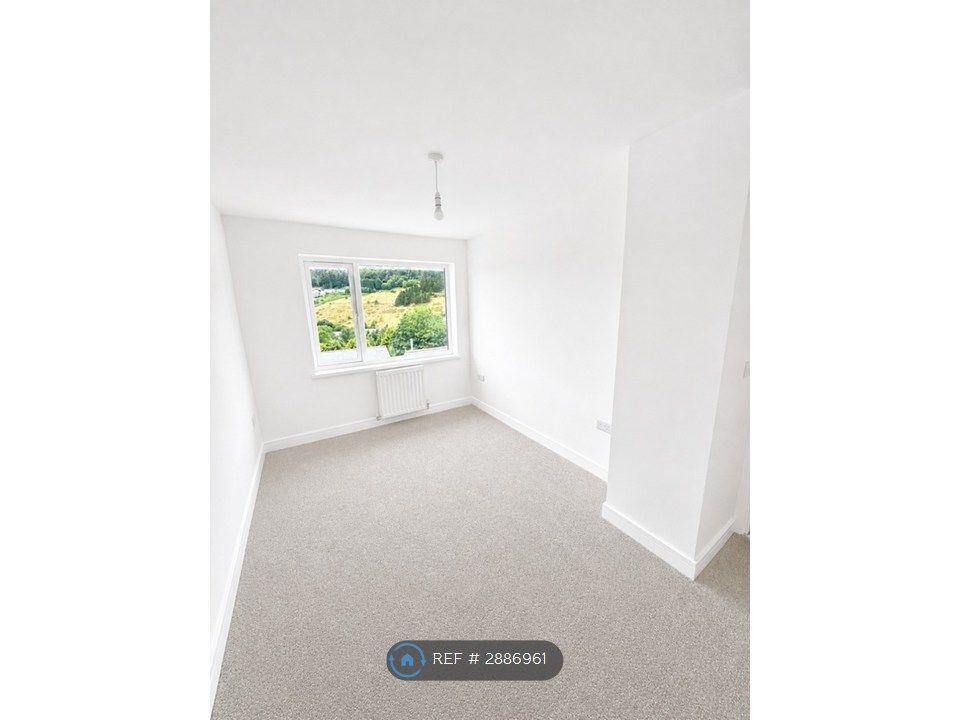Additional image 7 of 4 bed semi-detached house to rentHill Crest View, Abertillery NP13