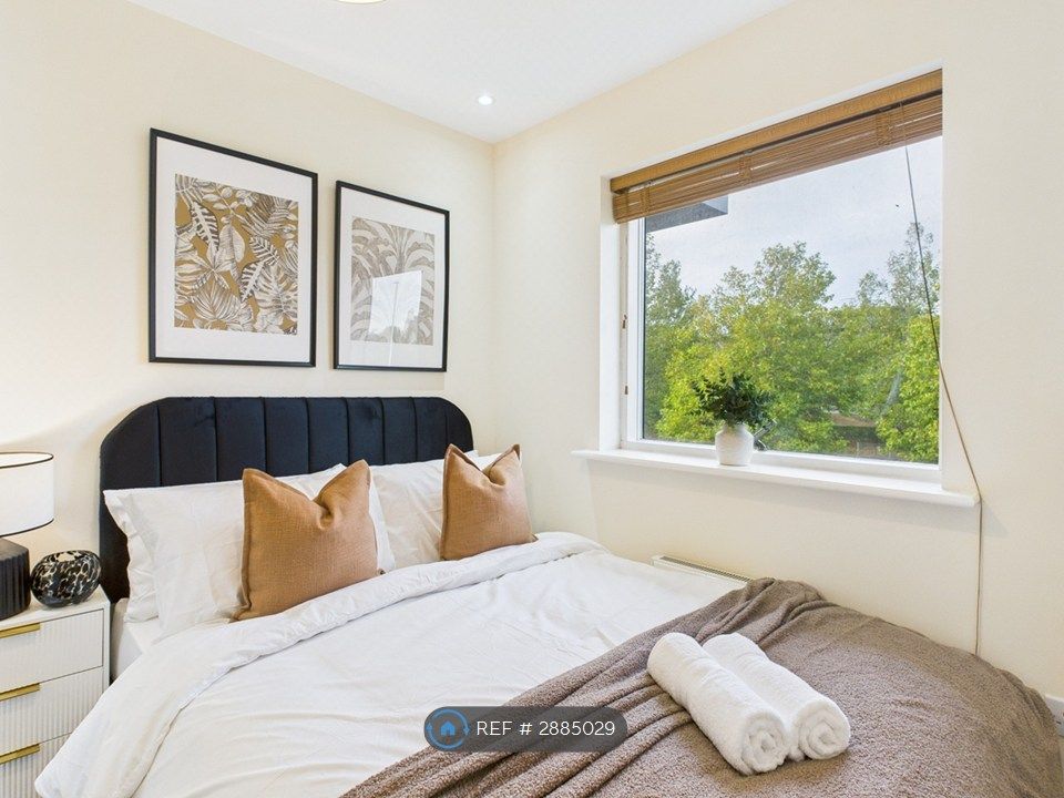 Additional image 16 of 2 bed flat to rentCorinne Court, Cheltenham GL51