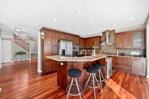 Additional image 8 of 21 Panamount Street NW, Calgary, AB, T3K 0H2