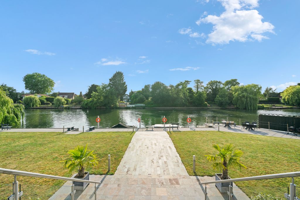Additional image 16 of 5 bed property for saleFriary Island, Staines, Surrey TW19, United Kingdom
