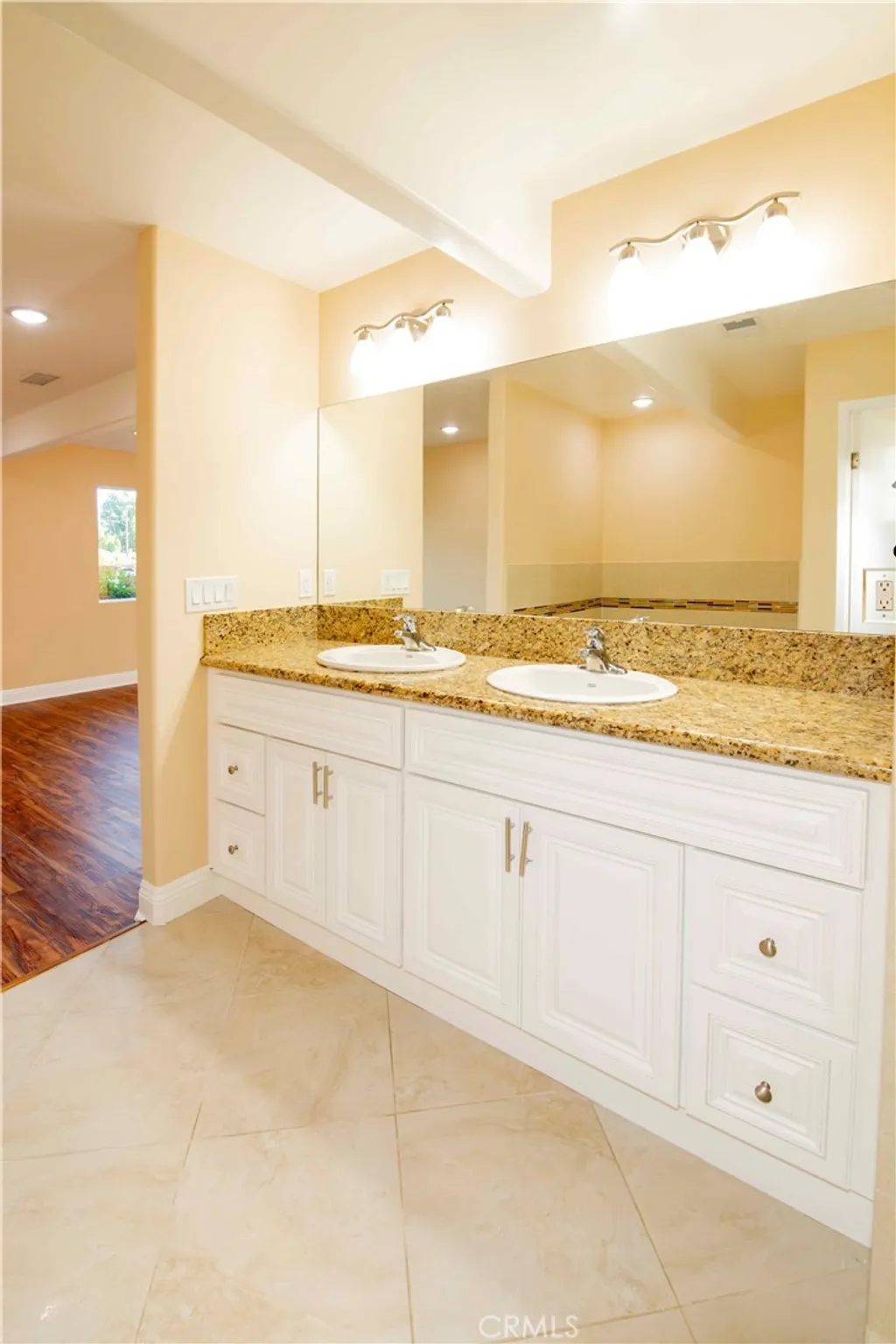Additional image 34 of 22336 Saticoy St, Canoga Park, CA 91303