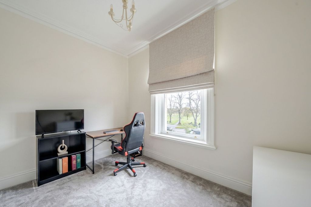 Additional image 13 of 4 bed flat to rentBeech Grove, Harrogate HG2