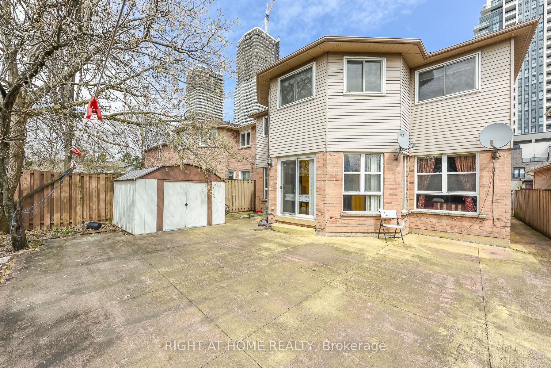 Additional image 6 of 379 Wallenberg Crescent, Mississauga, ON, L5B 3N1
