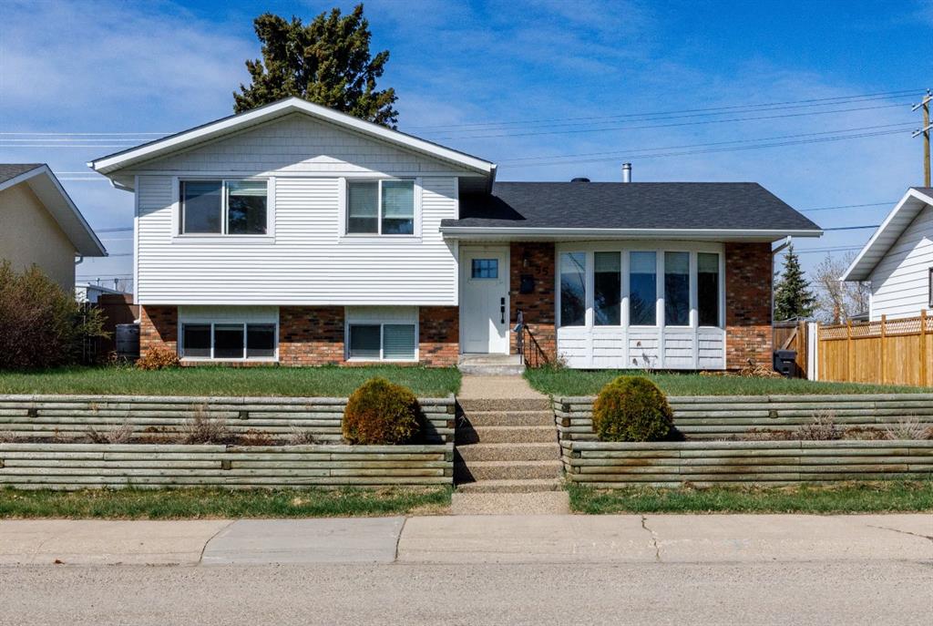 55 Patterson Crescent, Red Deer, AB, T4P 1J4