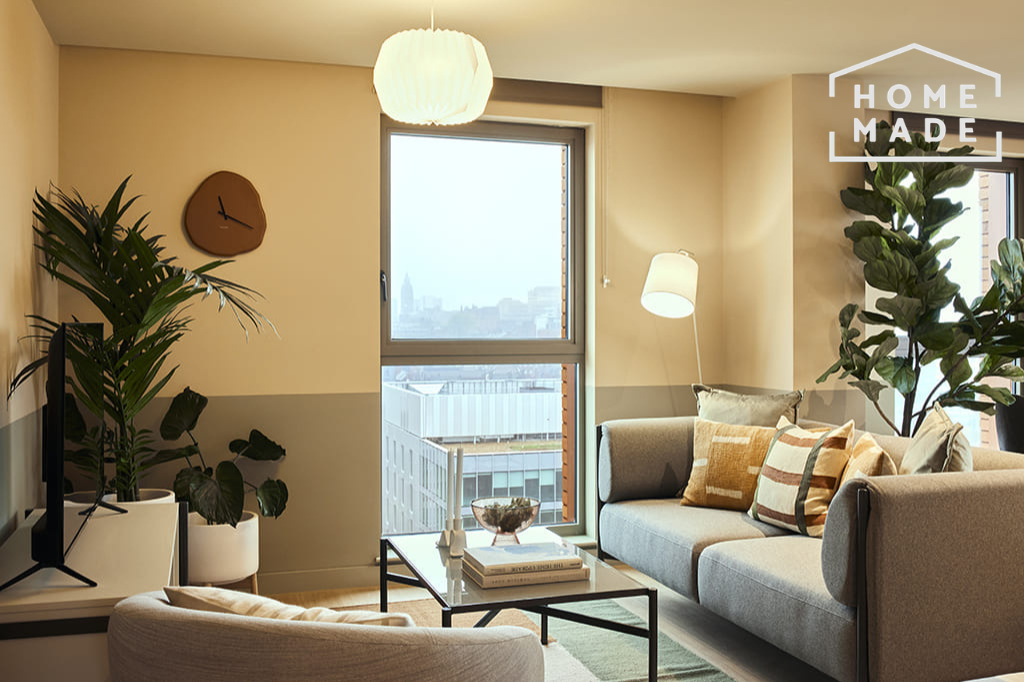 3 bed flat to rentSoho Yard S3 photo 2