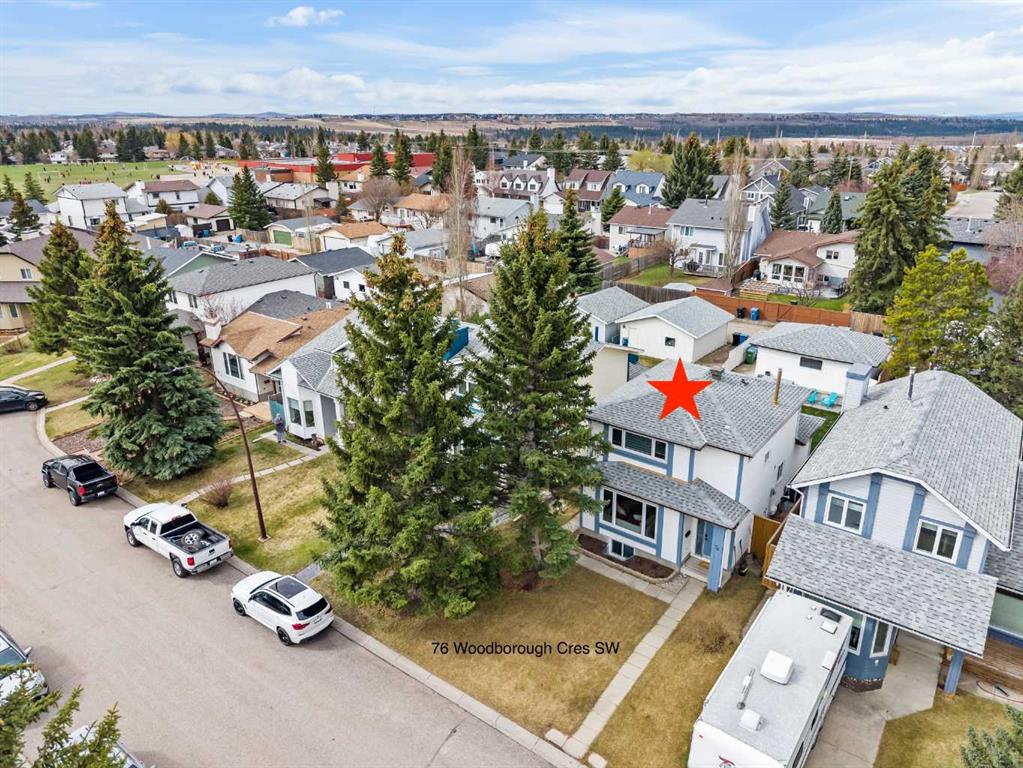 Additional image 3 of 76 Woodborough Crescent SW, Calgary, AB, T2W 5A2