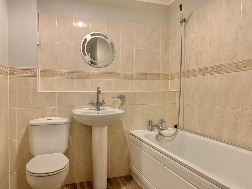 Additional image 13 of 4 bed terraced house to rentQwysson Avenue, Bury St. Edmunds IP33