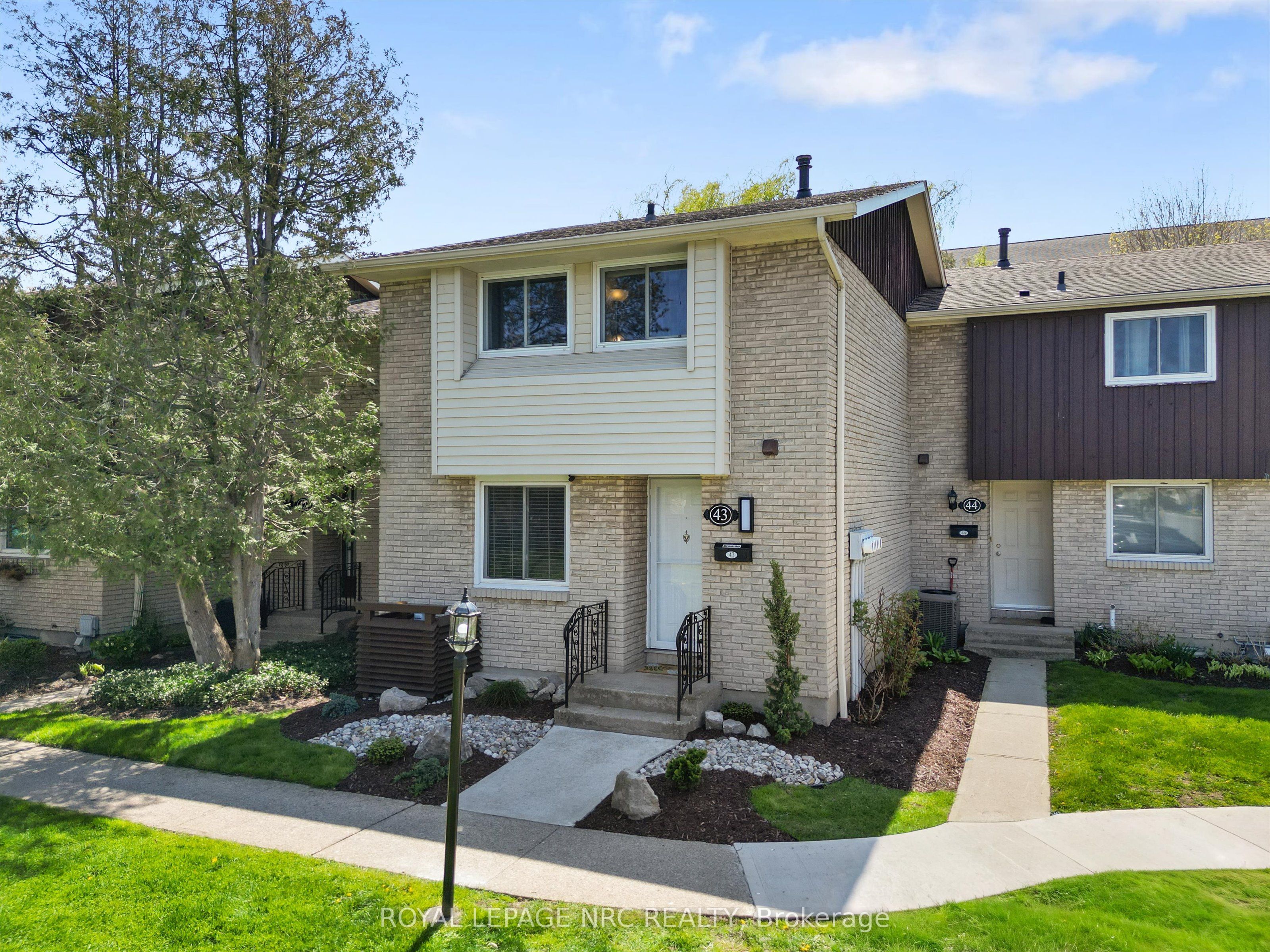 43-50 Lakeshore Road S, St. Catharines, ON, L2N 6P8