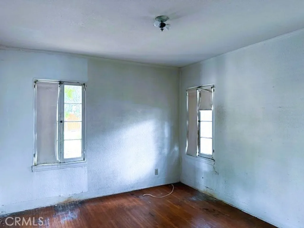 Additional image 12 of 9432 S Hobart Boulevard, Los Angeles, CA 90047
