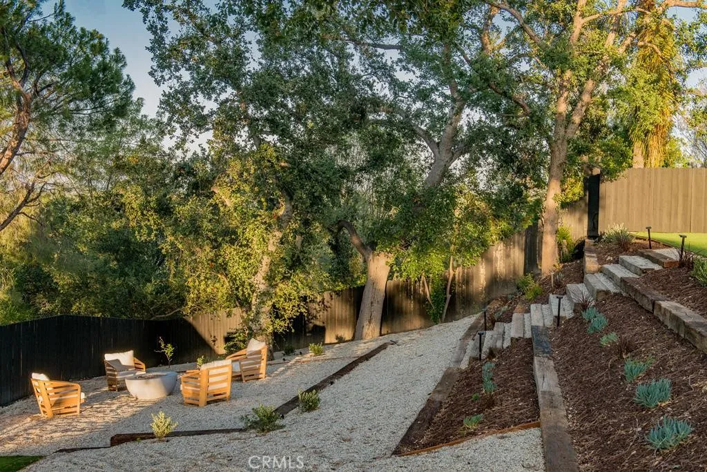 Additional image 135 of 24245 Hatteras St, Woodland Hills, CA 91367