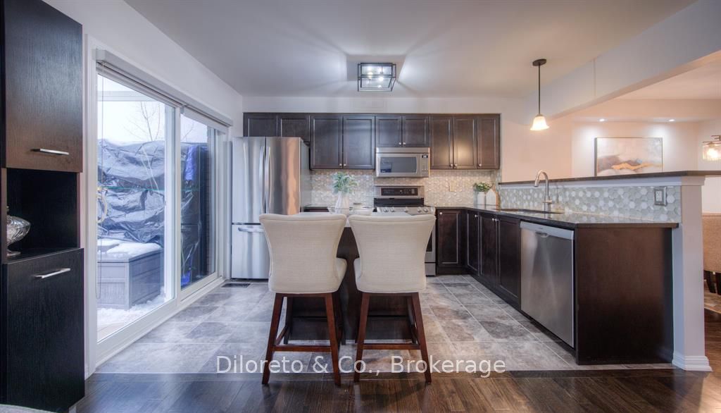 7-125 Blackbridge Road, Cambridge, ON, N3C 0G3 photo 2