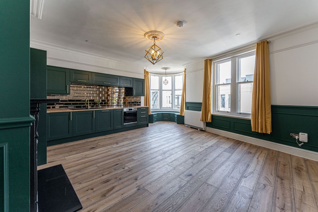 1 bed flat to rentCambray Place, Cheltenham GL50