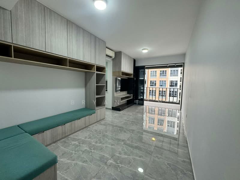156 Canberra Drive photo 4