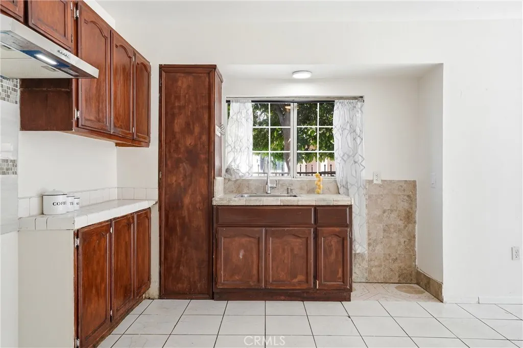 Additional image 37 of 9603 Holmes Avenue, Los Angeles, CA 90002