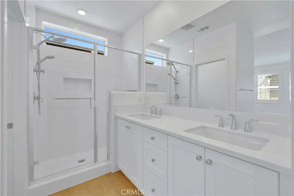 Additional image 25 of 426 Lobata, Irvine, CA 92618