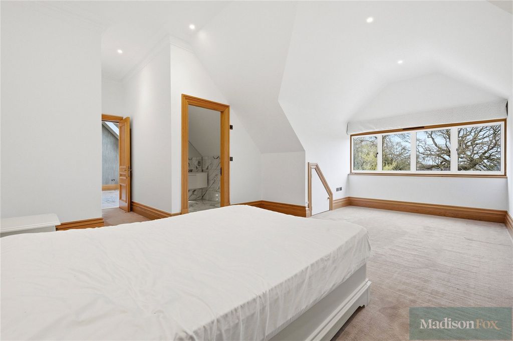 Additional image 65 of 8 bed detached house for saleStradbroke Drive, Chigwell, Essex IG7