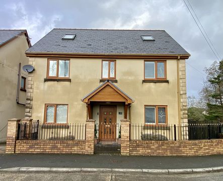 Heol Bedwas, Birchgrove, Swansea, City And County Of Swansea. SA7